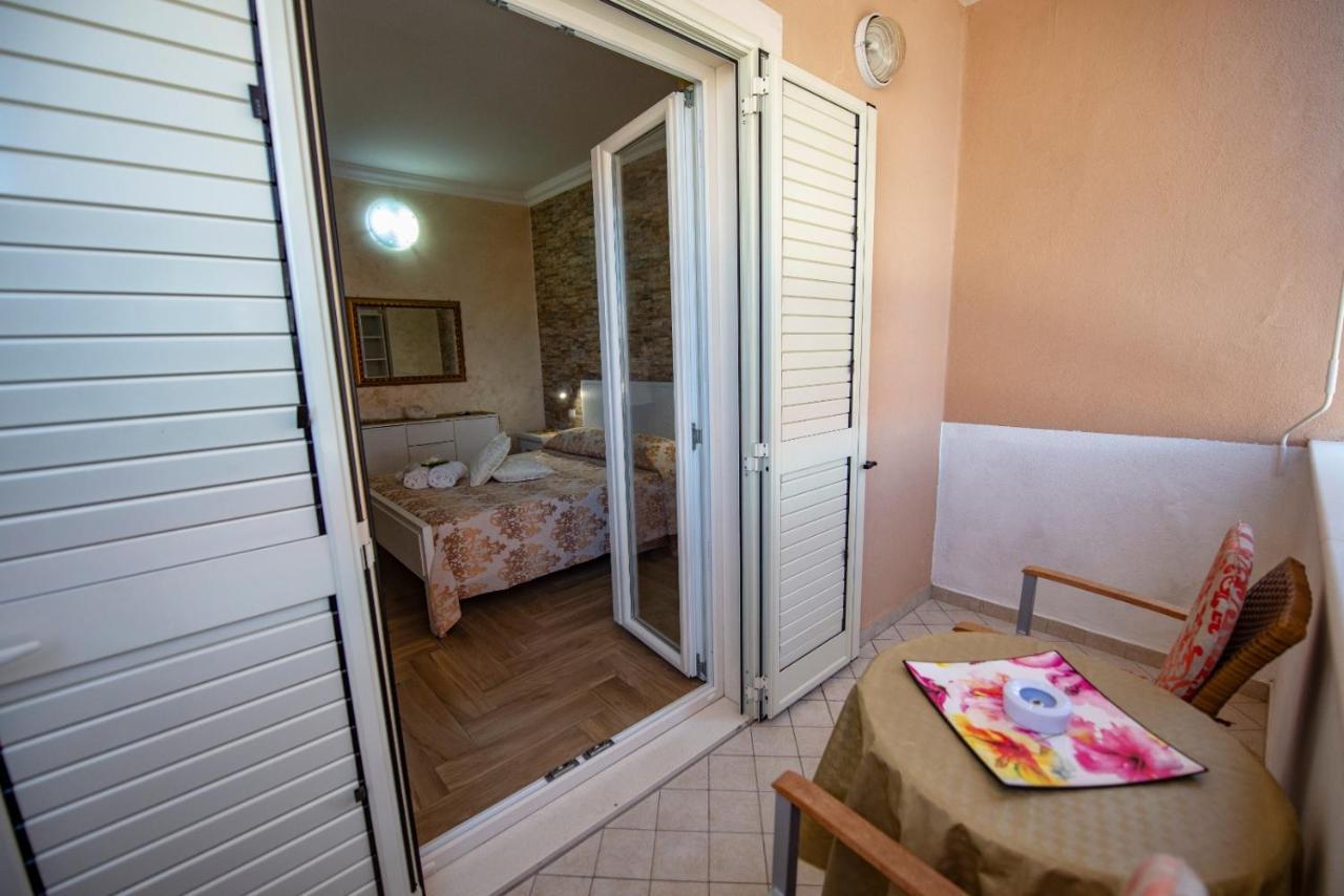 La Perla Del Tirreno Bed and Breakfast Tropea Exteriör bild