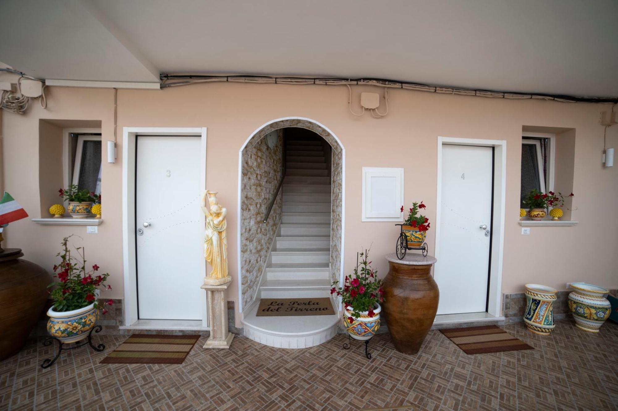 La Perla Del Tirreno Bed and Breakfast Tropea Exteriör bild