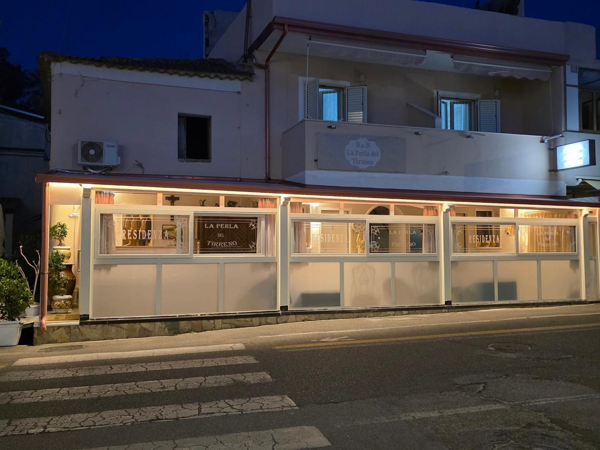La Perla Del Tirreno Bed and Breakfast Tropea Exteriör bild