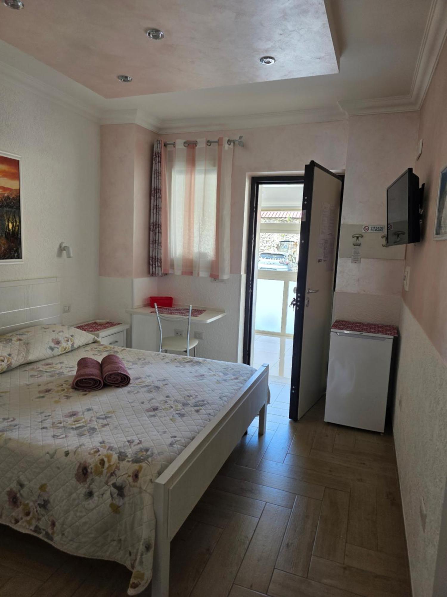 La Perla Del Tirreno Bed and Breakfast Tropea Exteriör bild