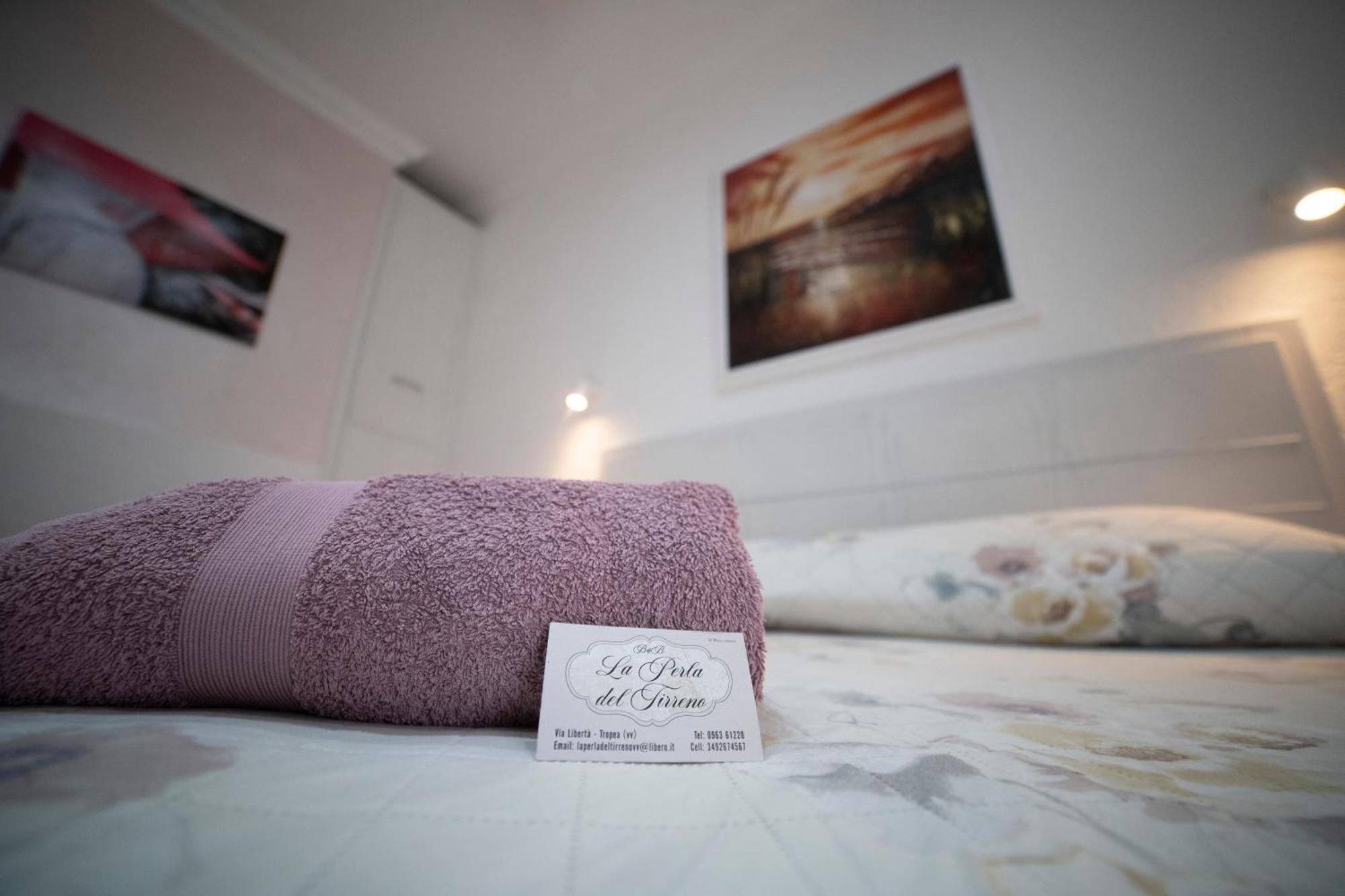 La Perla Del Tirreno Bed and Breakfast Tropea Rum bild
