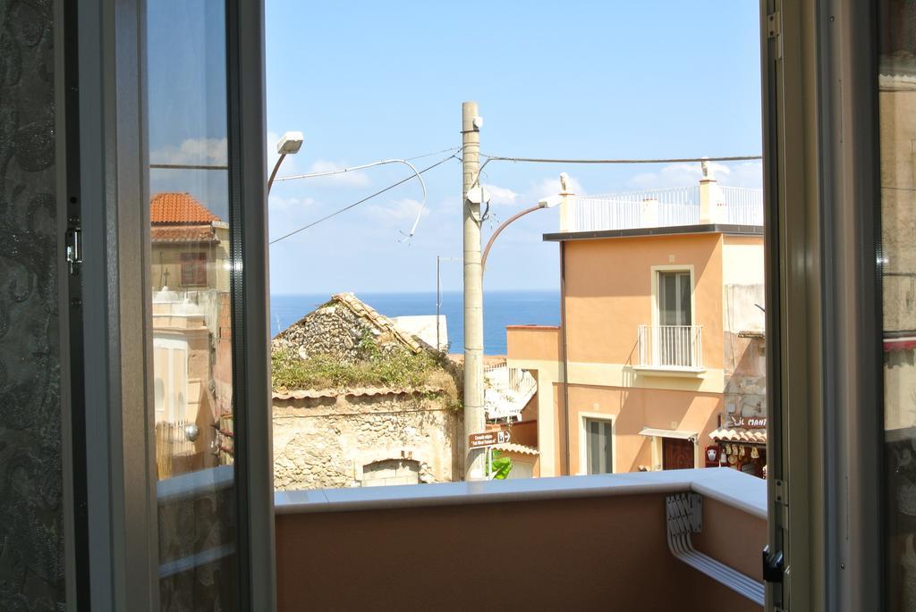La Perla Del Tirreno Bed and Breakfast Tropea Exteriör bild